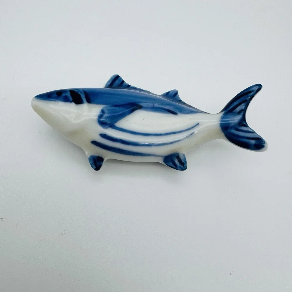 Vintage Kotobuki Porcelain Tuna Fish Ceramic Blue White Japan Chopstick Rest